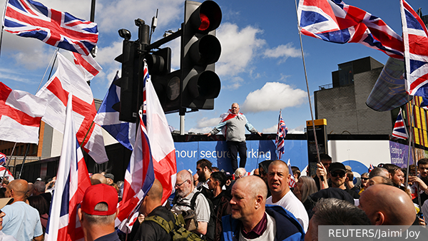 Как Британия создала внутри страны особую культуру бесправия