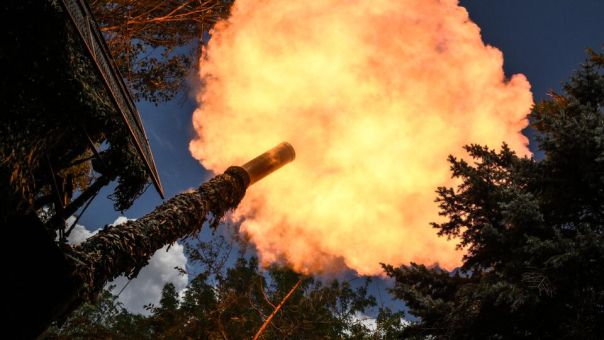 Сводки СВО, 6 января, главное: Наши охватывают Славянск с востока и с юга, наступление ускоряется