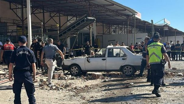 Взрыв прогремел на рынке в Анталье, есть пострадавшие
