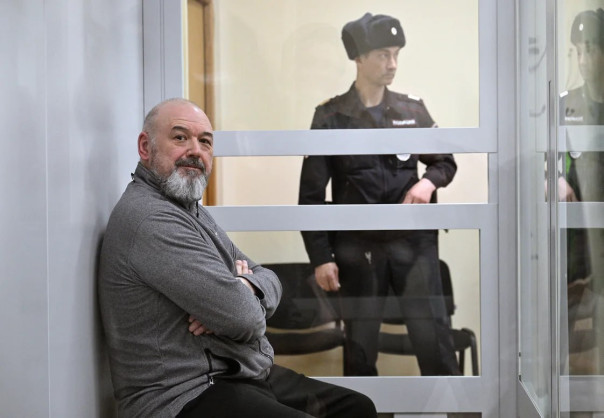 Получивший 9 лет за взятку экс-генерал Оглоблин более 10 раз просился на СВО