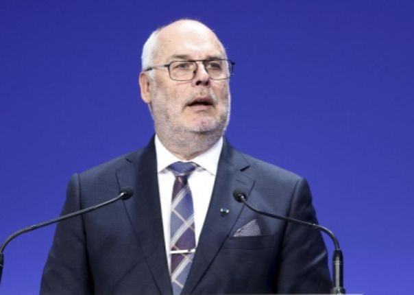 Эстонский президент призвал Евросоюз усиленно вооружаться для противостояния с Россией