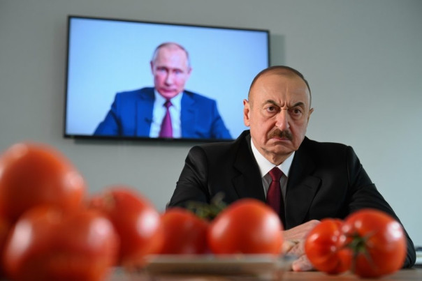 Россия выбила у Баку $7 млрд? Вселенский плач начался