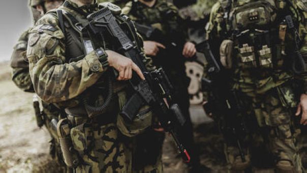 Пятеро норвежских военных пропали во время учений возле границы с Россией