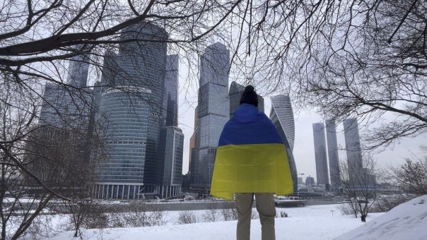 Необходимо не допустить возврата в Россию свидомых представителей украинской богемки. Анатолий Урсида