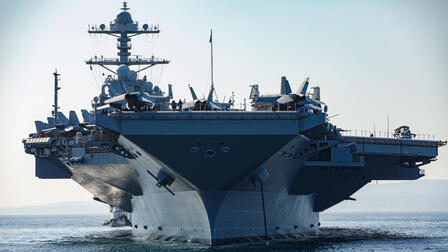 США направили в сторону Венесуэлы атомный авианосец с ударной группой