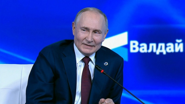 Путин пошутил, что больше не будет запускать дроны в Данию