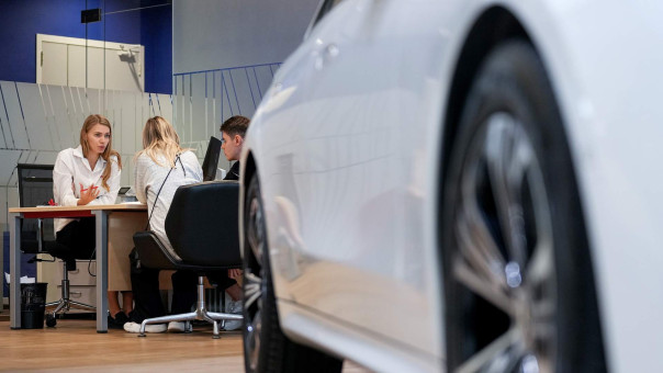 За спрос денег не берут: что произошло с продажами новых автомобилей в сентябре