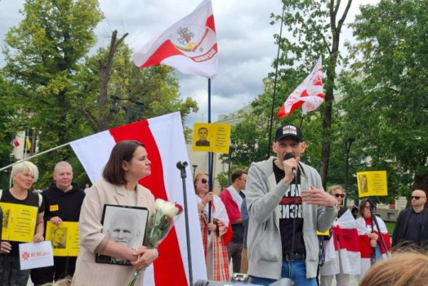 Балласт за борт! В Литве начали избавляться от бесполезных белорусских и российских оппозиционеров