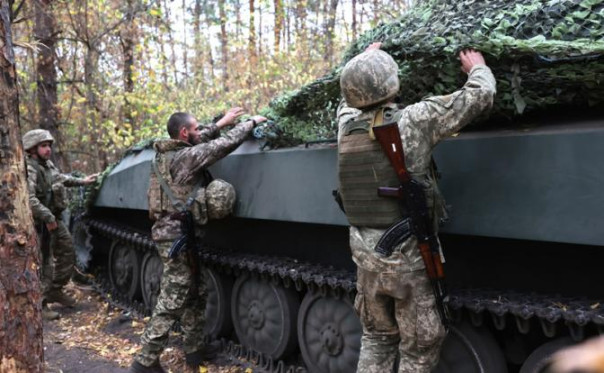 «Беги, кацап, — Драпатый возвращается на Сумщину»: Киев на фоне отступления армии затеял реформу ВСУ
