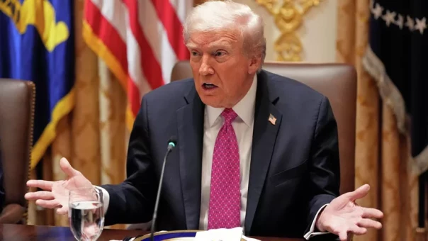 Трамп потребовал от Зеленского пойти на уступки территорий