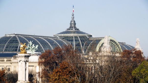 Журналист назвал Париж грязной помойкой после дерзких слов Макрона о России