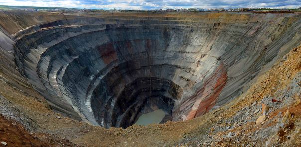 Град в дыре. Александр Роджерс