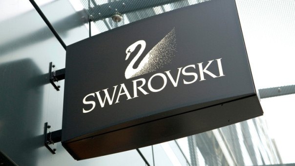 Le Parisien: ювелирный магазин Swarovski ограбили в Париже на €200 тыс.