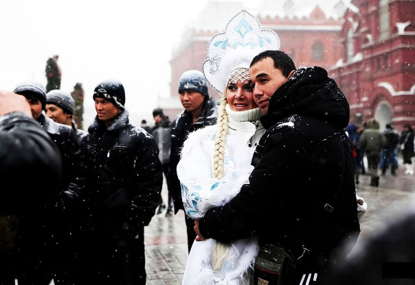 Совершеннолетних детей мигрантов выставят из России