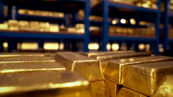 Стоимость золотого резерва России за год выросла на рекордные $92 млрд