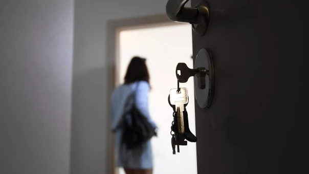 В Госдуму внесут проект против "бабушкиных" схем при продаже жилья