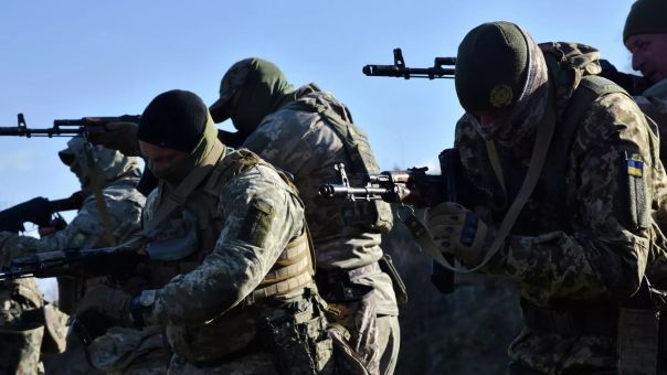 "Старье и пустые обещания". Какое оружие Украина получит от Запада