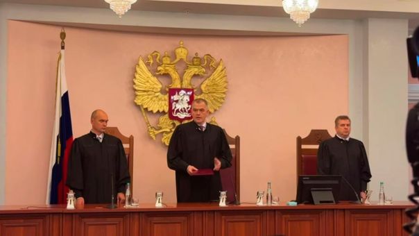 Верховный суд оставил за Лурье проданную Долиной квартиру