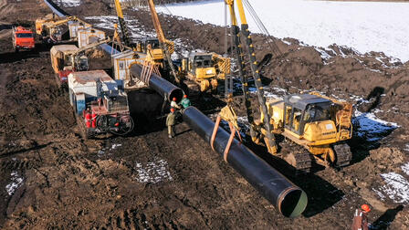 Путин объяснил, что нужно для решения проблем с водоснабжением городов Донбасса