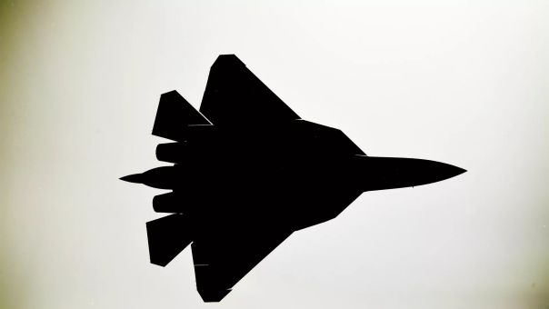 Су-57 совершил первый полет с двигателем пятого поколения