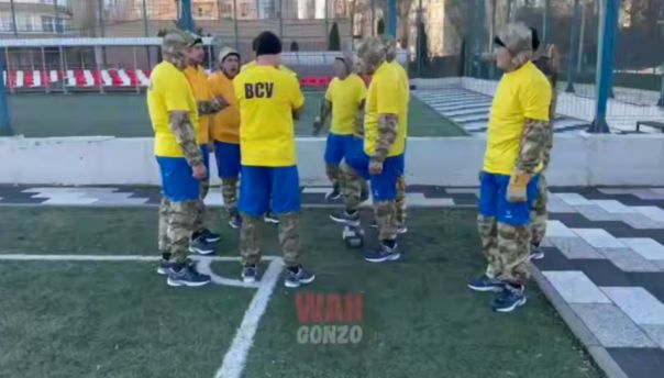 В Донецке состоялся футбольный «матч жизни» между «Пятнашкой» и ВСУ