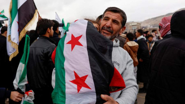 Переворот событий: алавитские районы Сирии охвачены протестами