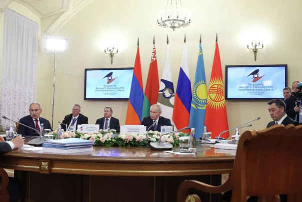 Путин на саммите ЕАЭС назвал приоритеты развития объединения