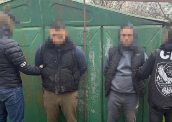 На Закарпатье мужчины бежали с Украины в Евросоюз через газовую трубу