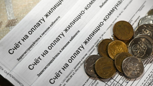 «Свидетели ушли в мир иной»: на сироту из Сочи повесили долги за квартиру, в которой она не жила