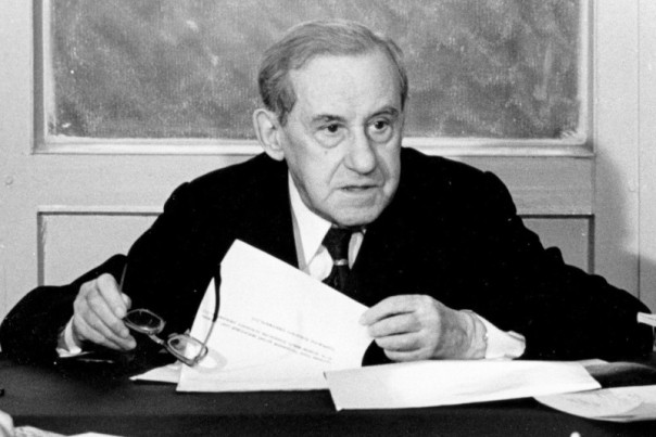 «Патологически грамотный». Человек, который навёл в русском языке идеальный порядок