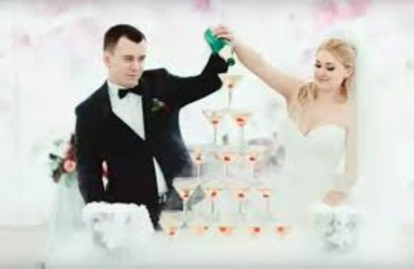 Бэтмена нет. Аида нет. Есть Пиноккио. Александр Роджерс.