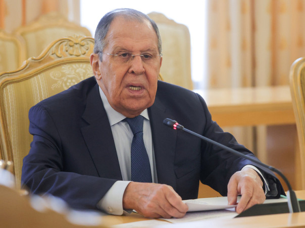 Лавров указал на попытки Запада "выторговать" время для киевского режима