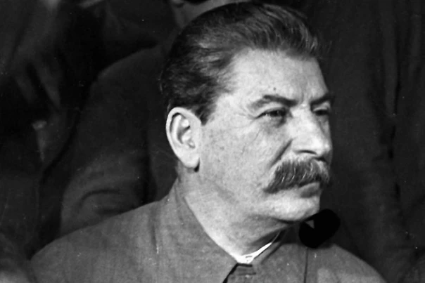 Как менялась традиция новогодних поздравлений глав государства