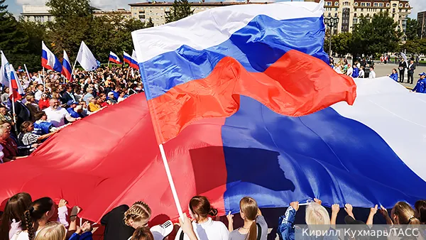 Государство объявило бой русофобии и бесконтрольной миграции