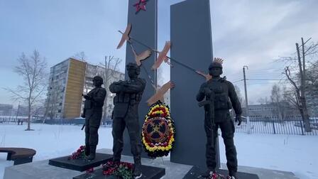 Подросток разгромил памятник героям СВО для привлечения внимания возлюбленной