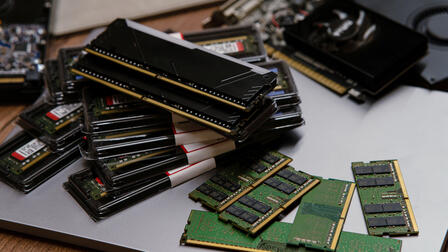 Российские умельцы собирают модули оперативной памяти из хлама