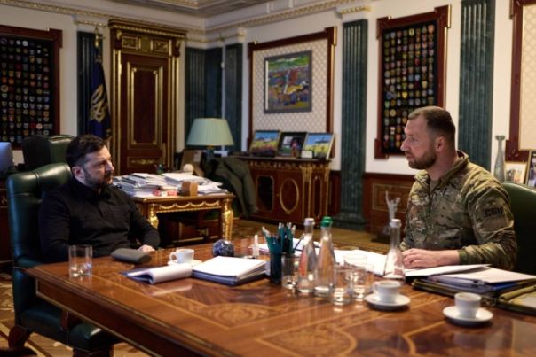 Киев в шаге от полного блэкаута, а Зеленский с СБУ «согласовал новые боевые операции» на территории РФ