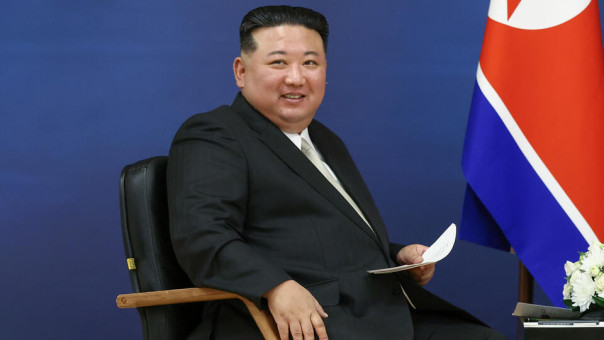 Ким Чен Ын поздравил с Новым годом военных КНДР, служащих в России