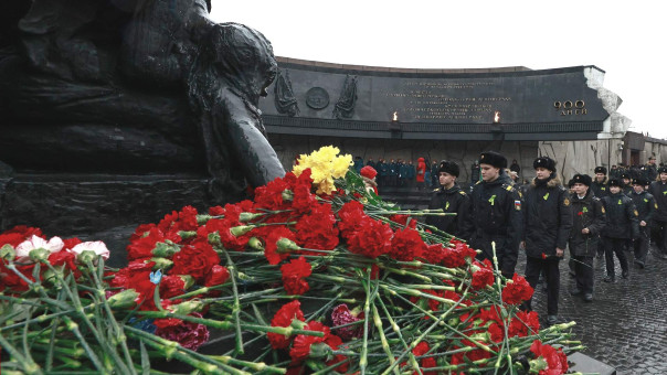 История Дня полного освобождения Ленинграда от фашистской блокады: как горожане пережили блокаду и узнали о снятии осады