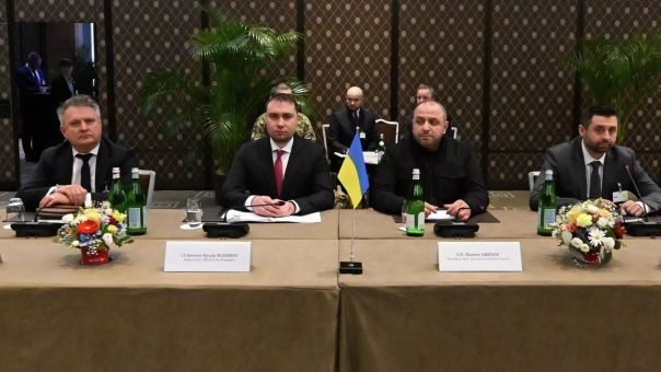 "Киев в ярости": на Западе раскрыли детали переговоров с Россией в Женеве