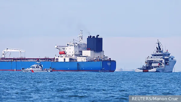 Франция расписалась в бессилии пресечь торговлю российской нефтью