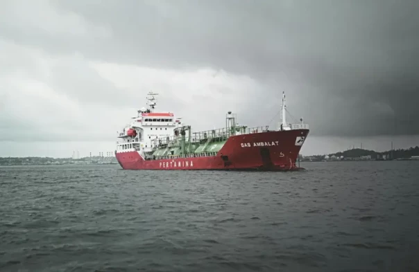 Пойдут на лом: новейшие японские СПГ-танкеры потеряли российский газ