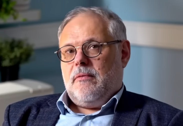 Михаил Хазин. "Больше не смешно": о долговом кризисе, пузыре ИИ и тупике для Европы | "Экономика". 16.02.2026