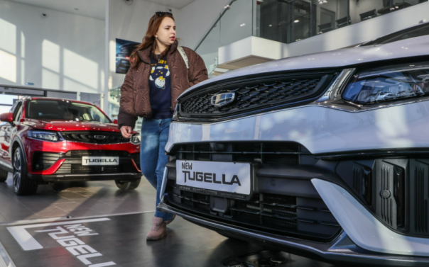 Китайские авто — лидеры по «текучке». Россияне продают их уже через 32 месяца