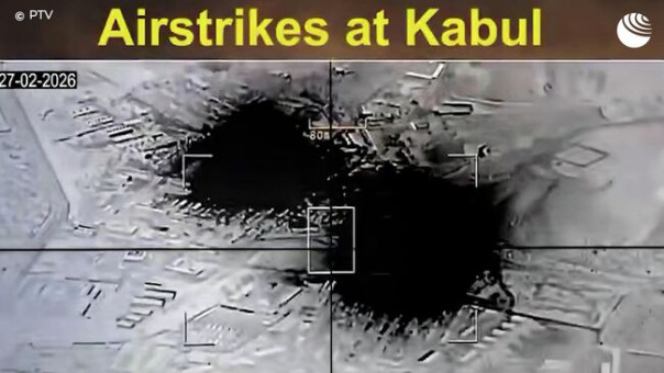 Глава Минобороны Пакистана объявил о начале открытой войны с талибами