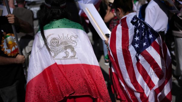 Протесты против военной операции в Иране охватили крупные города США