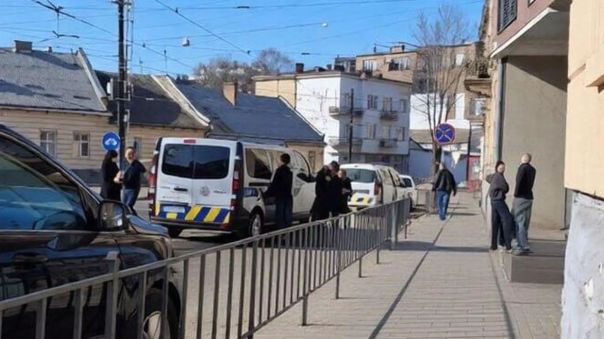 Во Львове и Хмельницком пьяные "воины света" устроили стрельбу