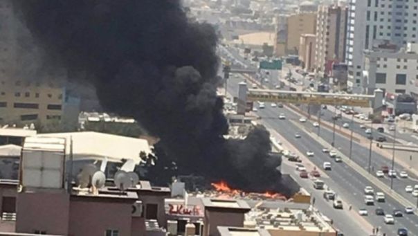 За попытку усидеть на двух стульях монархии Персидского залива заплатят двойную цену