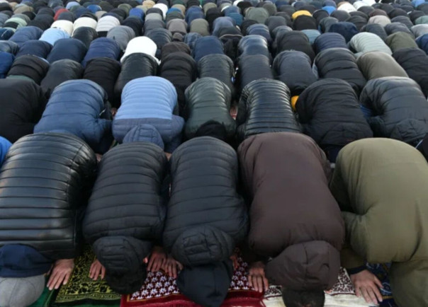 «Плова не будет. Аминь!»: мечеть для мигрантов в самарском селе превратилась в тыкву