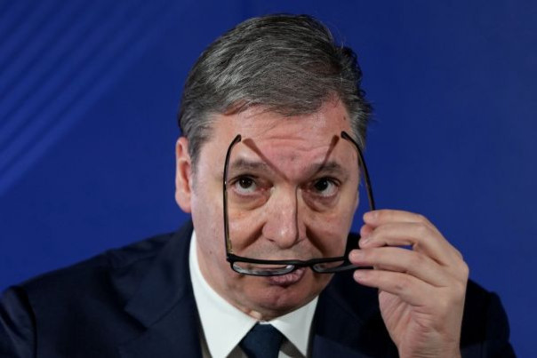 Что вынуждает Вучича быть на стороне Израиля и США в войне с Ираном